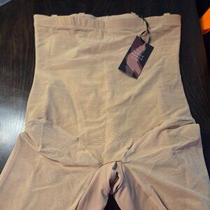 Honeylove Super Power shorts